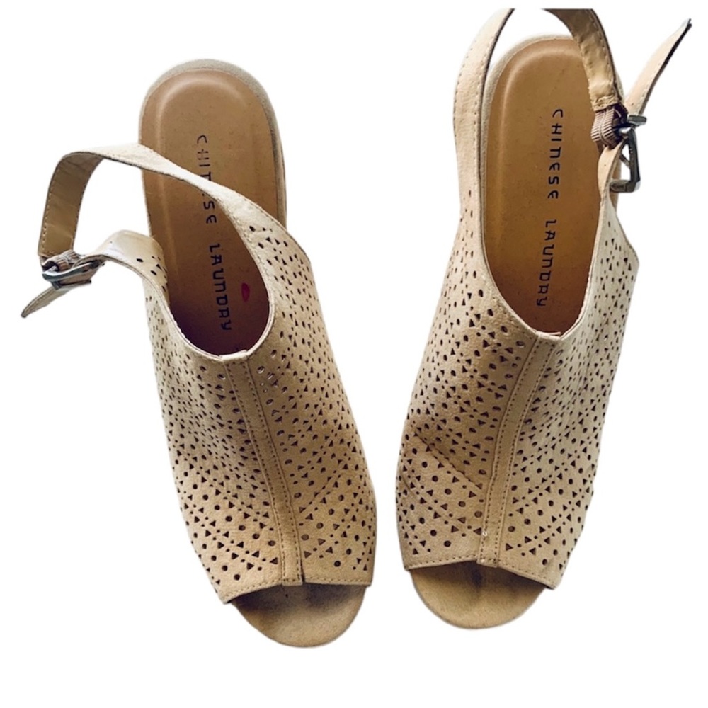 Chinese Laundry,  Tan, PeekabooToe, Platform Shoes With Ankle Straps, Size  10